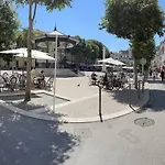 Duplex Old Town - New ! * Антиб